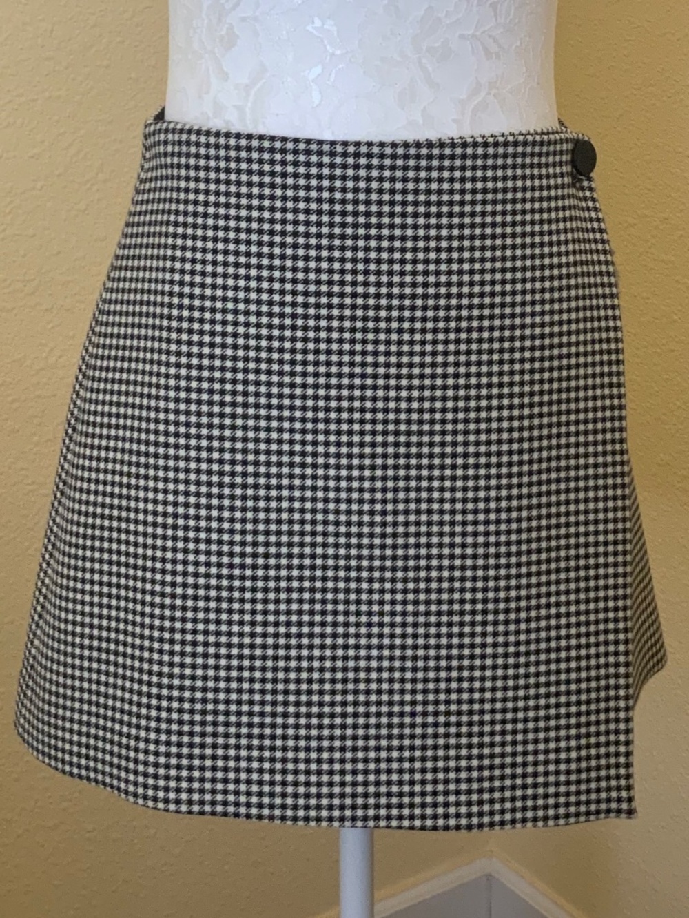 Alice & Olivia Wrap Black/White Check Mini Skirt